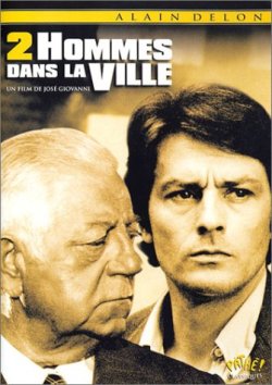    - Deux hommes dans la ville